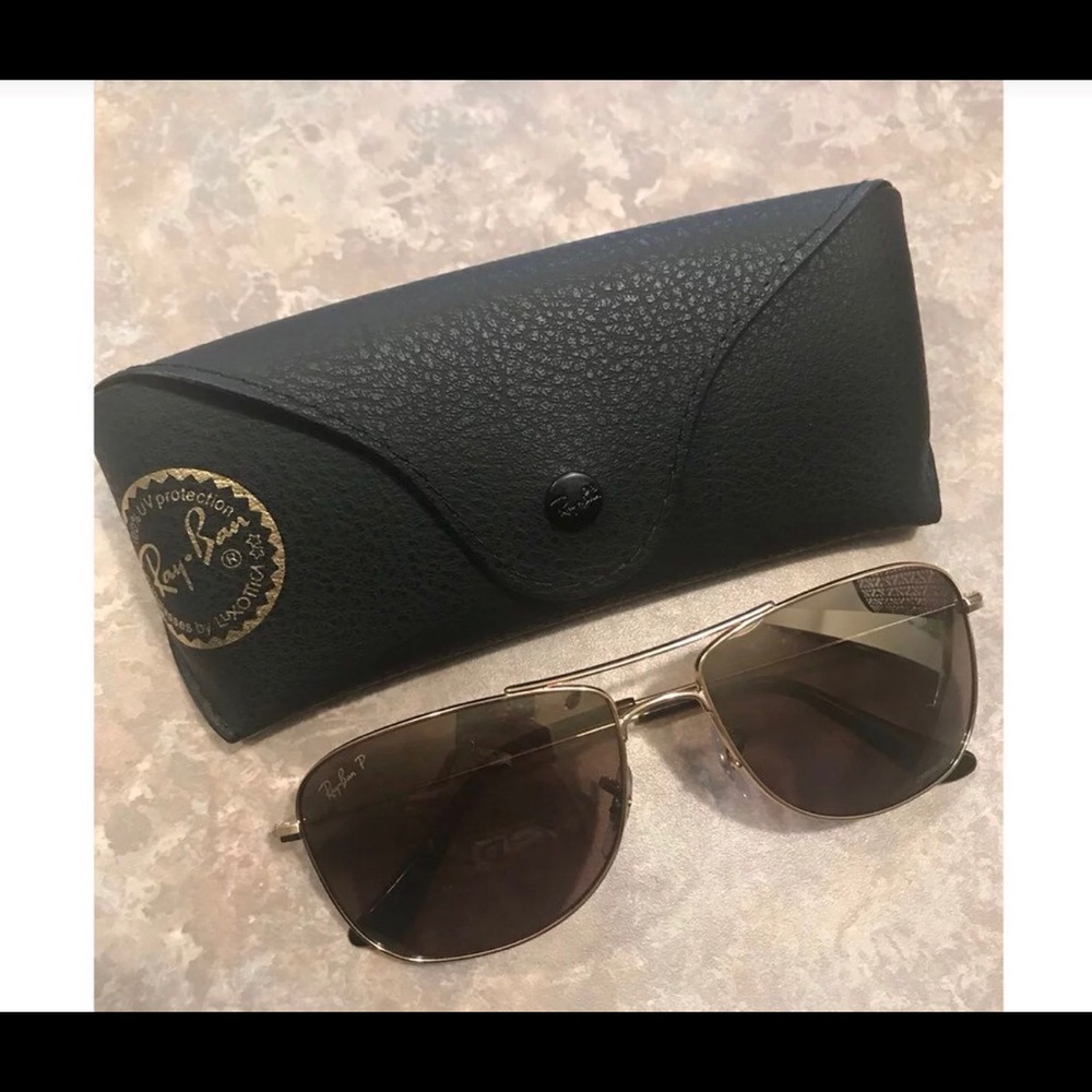 AUTHENTIC RAY BAN AVIATORS POLARIZED